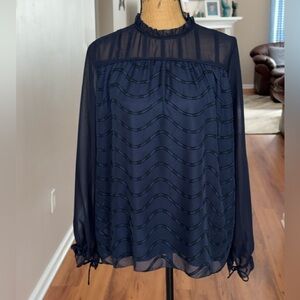 209 wst 38 New York blue feminine long sleeve swirl blouse, sz M